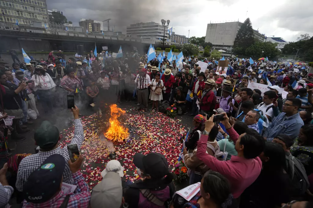 Dictadura delincuencial y lucha por la democracia en Guatemala